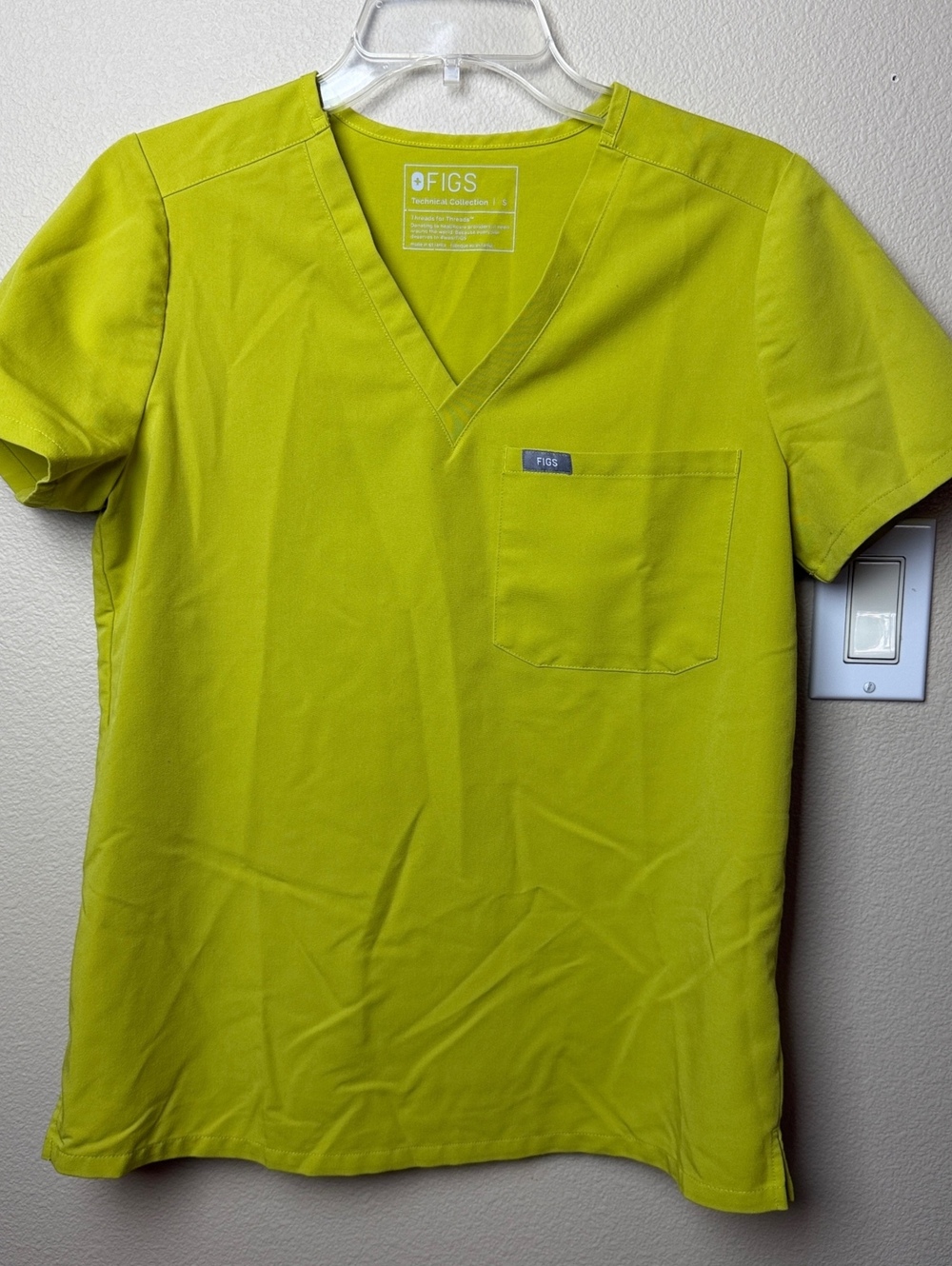 FIGS Scrubs Catarina | Size S | Color Limeade